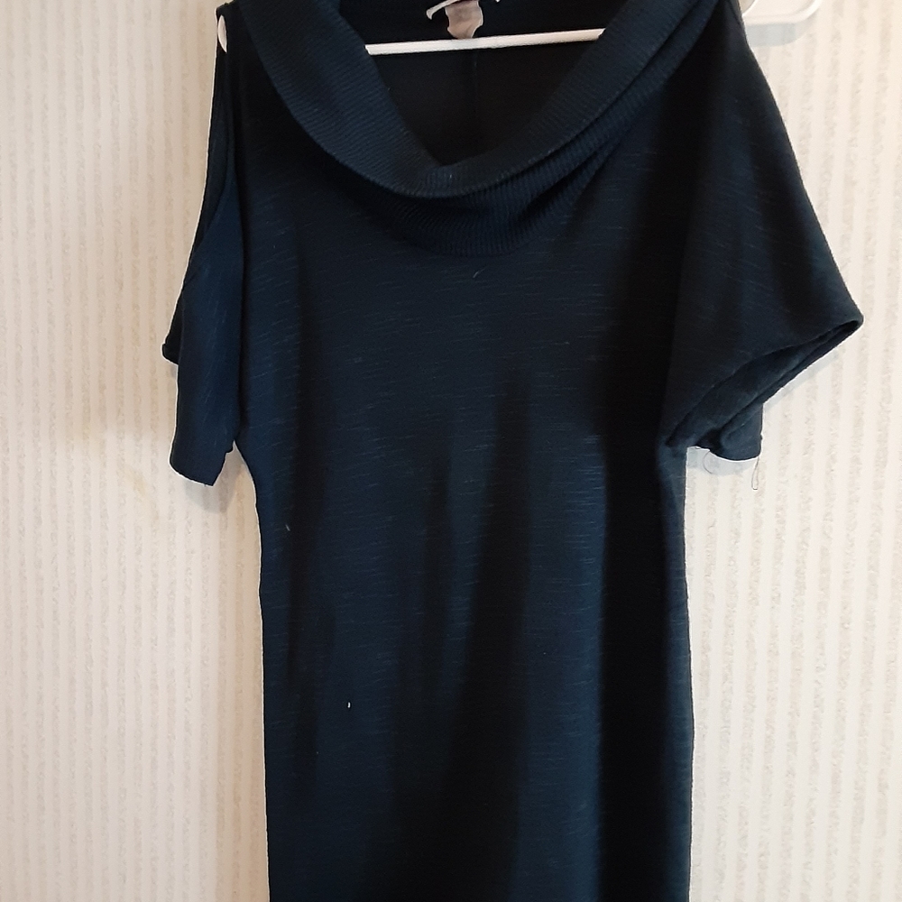 Long navy blue blouse